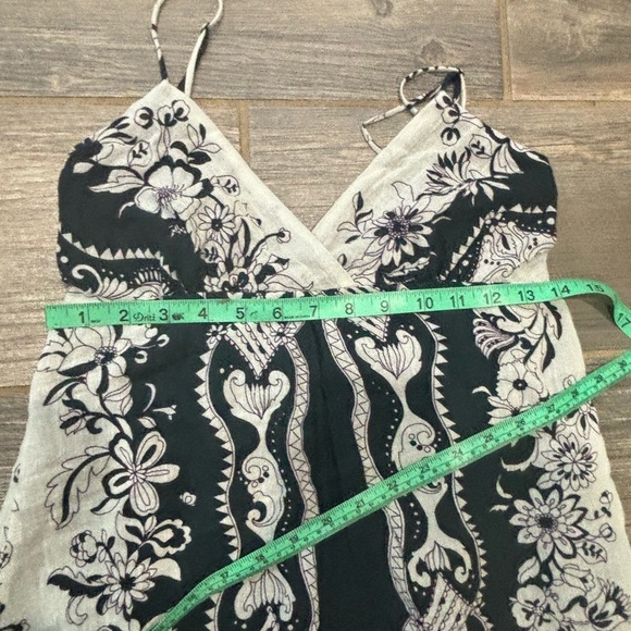 Adorable little sundress by heritage 1981- size Medium - Picture 7 of 9